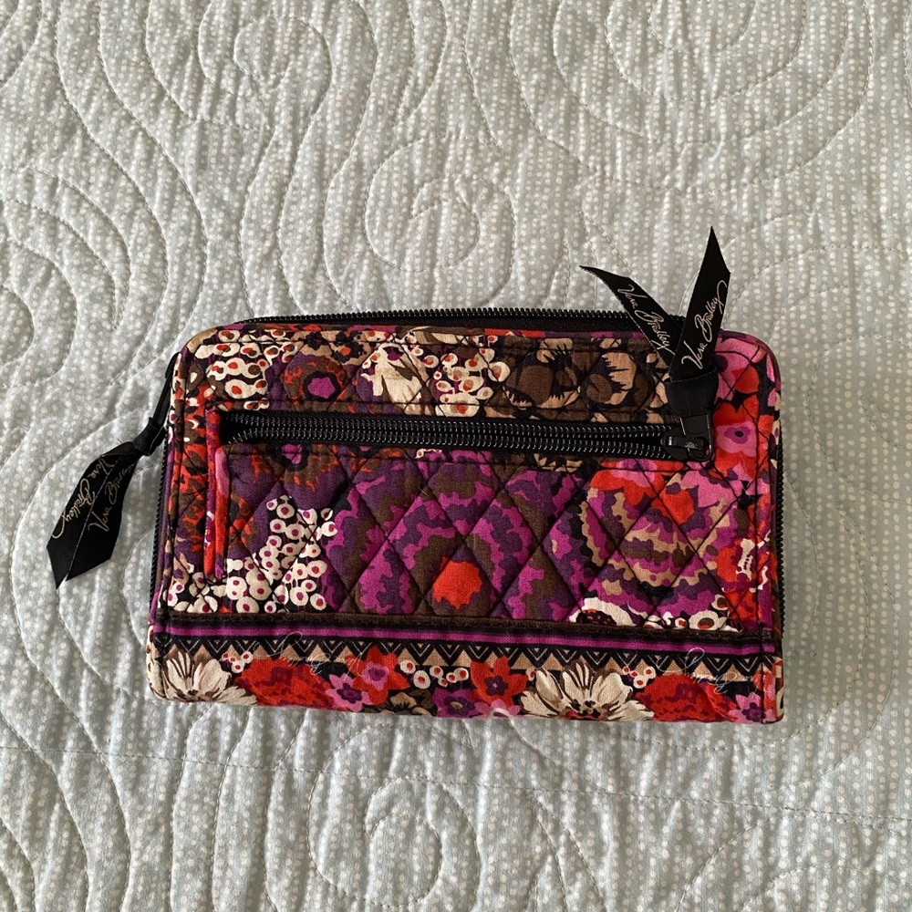 Turn Lock Wallet View 4